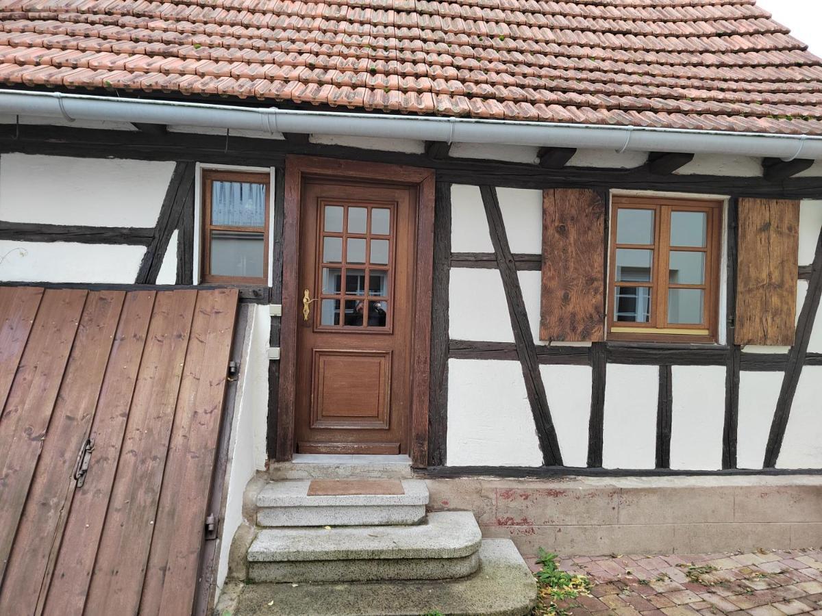 Petite Maison Alsacienne Entzheim Exterior foto